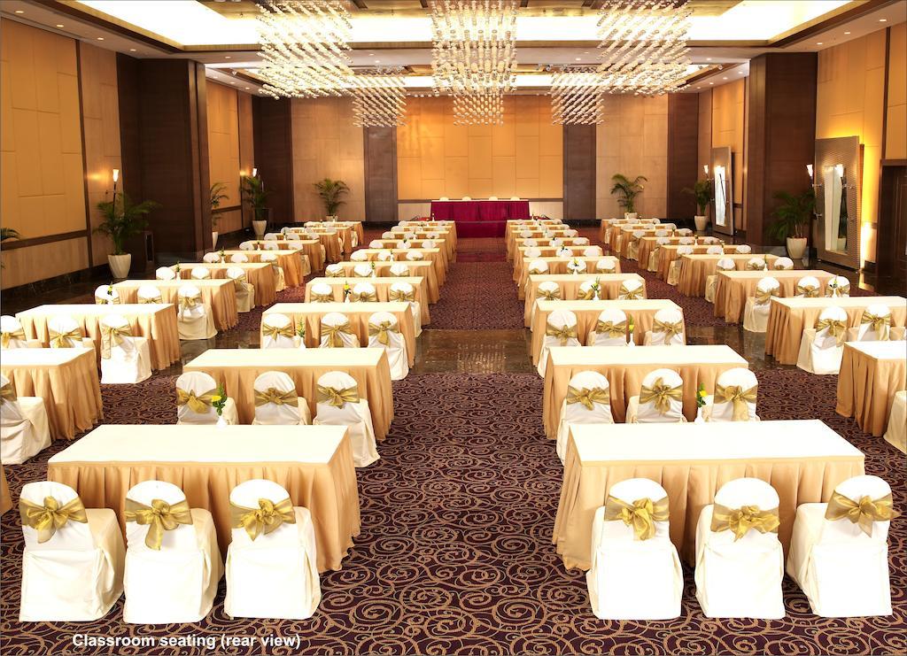 The Retreat Hotel & Convention Centre Mumbai Kültér fotó
