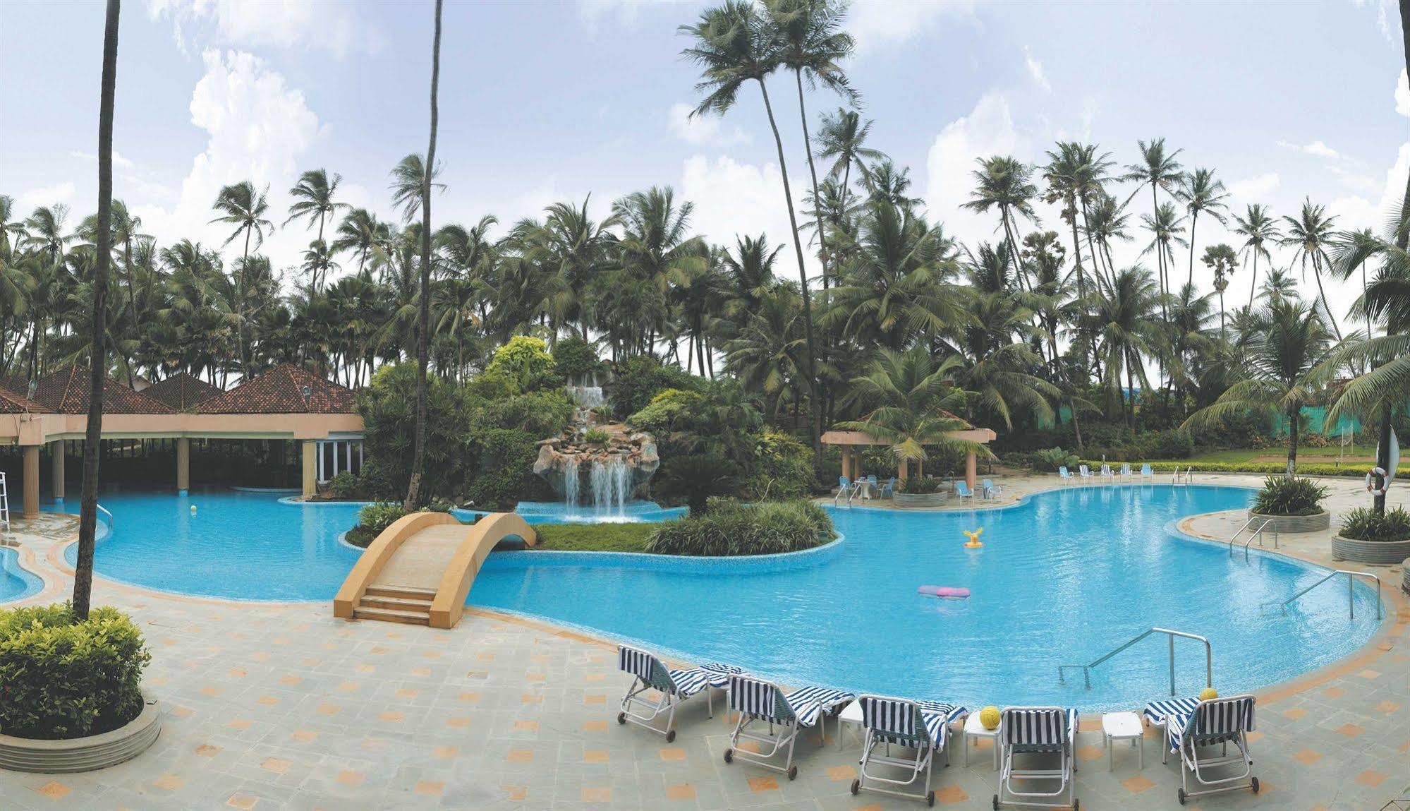 The Retreat Hotel & Convention Centre Mumbai Kültér fotó