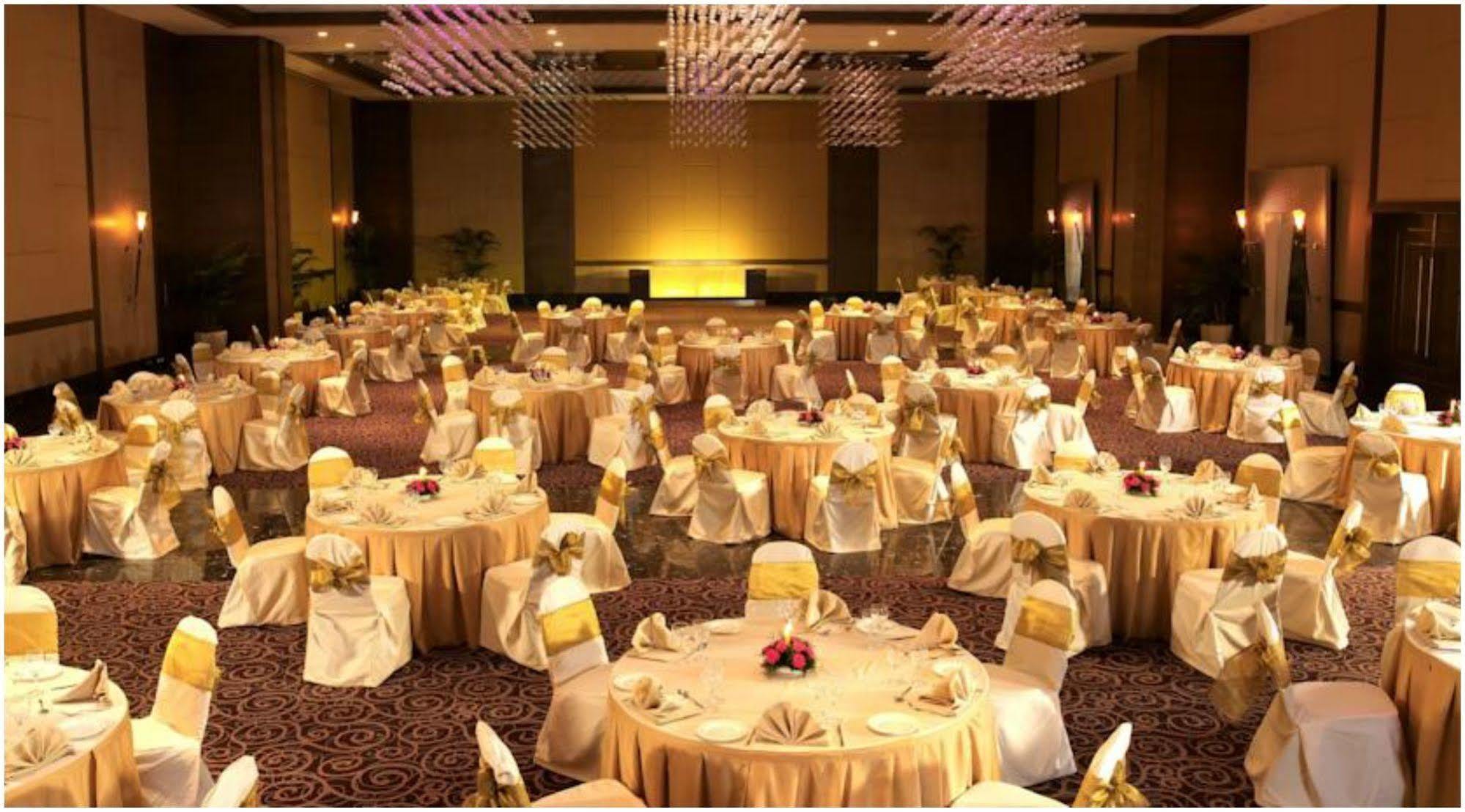The Retreat Hotel & Convention Centre Mumbai Kültér fotó